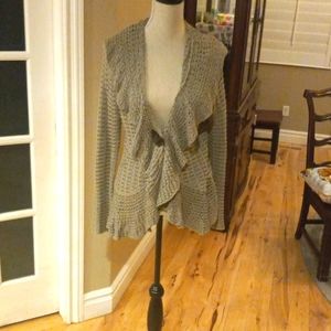 Sweater in light green, med size, furred front